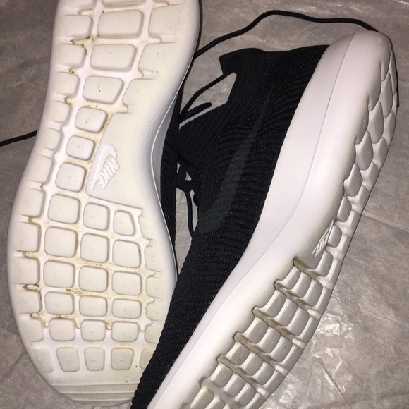 Pre-owned - Picture 7 of 8